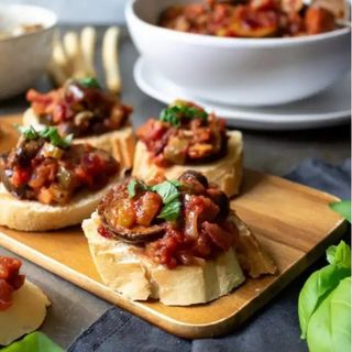 Bruschetta z Caponatą