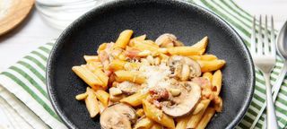 Penne aux Lardons et Champignons