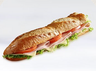 Sandwich cu sunca de porc