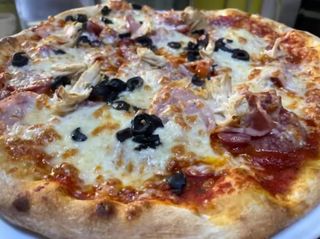 Pizza cu carne XXL Ø 60cm