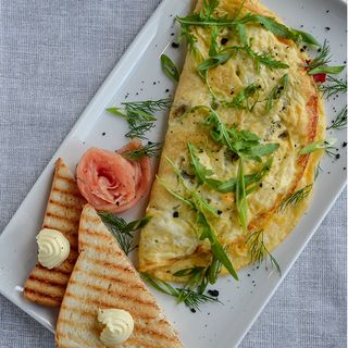 Норвежский омлет  с лососем