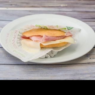 arepa de jamón y queso