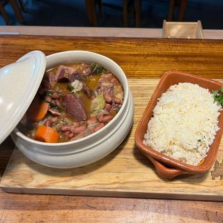 Meia Dose Feijoada à Transmontana