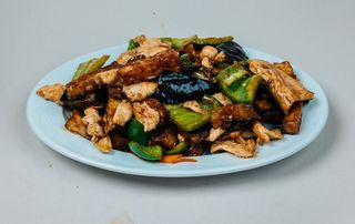 176. Пиле с патладжан