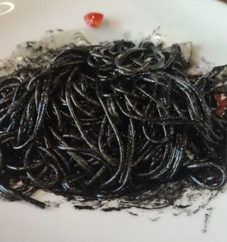Spaghetti al nero di seppia