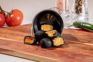 BLACK NUGGETS CU BRANZA