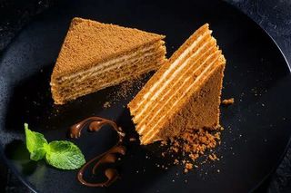 Торт "Медовик"