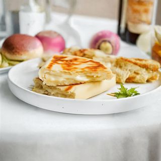 Libanais Avec Fromage