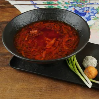 უკრაინული ბორში სალათი / Borscht with Salo