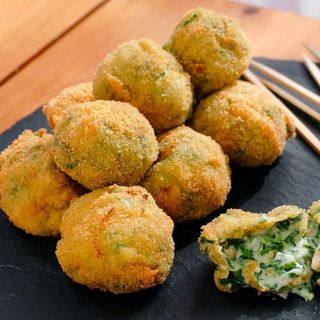 croqueta de espinacas  7 unidades