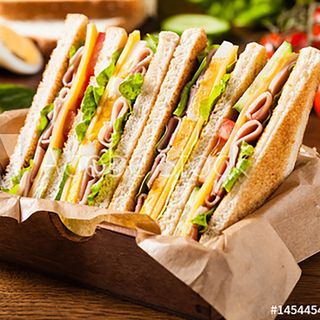 CLUB SANDWICH JAMBON EMMENTAL 