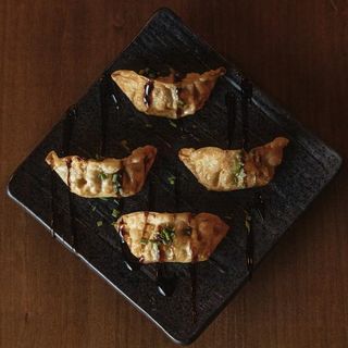 GYOZAS