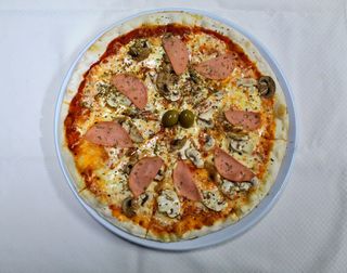 Pizza Capricciosa