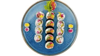 Mały Sushi Day premium SUROWY (18 szt.)