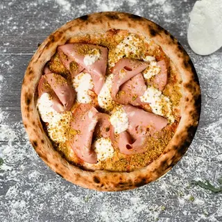 Pizza Mortadella e Stracciatella Napoletta 