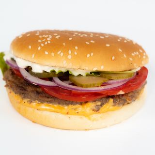 Капари Биф бургер