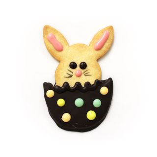 Galleta conejo con huevo choco negro