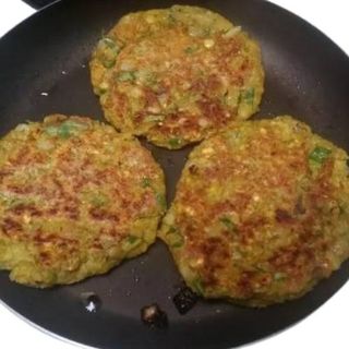 Hamburguesa De Polenta Y Lentaja Roja