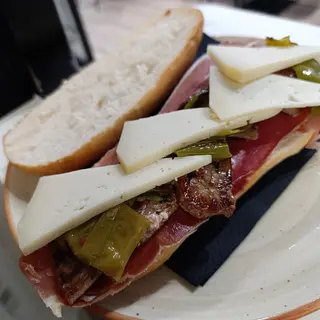 Bocadillo Rojizo