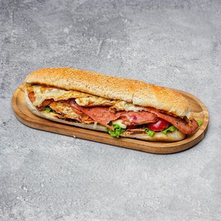 Omlet sa šunkom i kačkavaljem