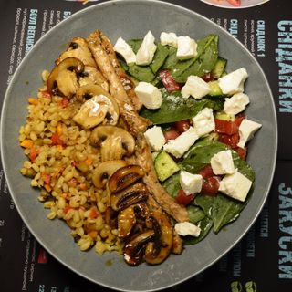 Боул з куркою