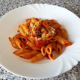 MEZZE PENNE ALL'ARRABBIATA 