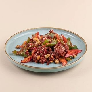 Курочка с арахисом