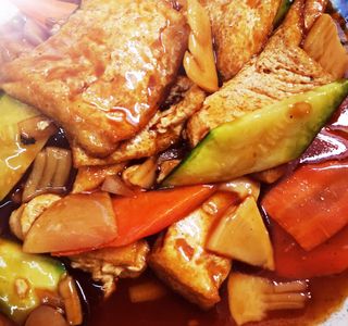 132. Tou fu con verdure miste