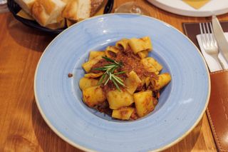 Mezzi Paccheri sul Cinghiale