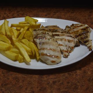 Pechuga de pollo con patatas