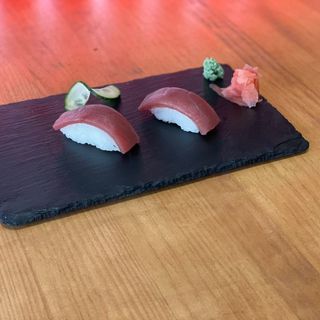 NIGIRI ATUN  2 PCS