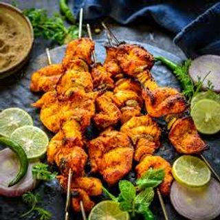GARLIC CHICKEN TIKKA