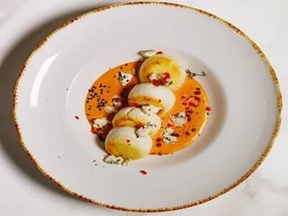 Сирники солоні з соусом Том-ям (280g)