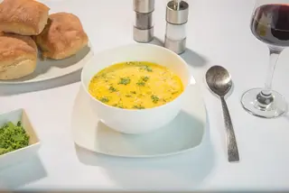 Ciorba de pui a la grec