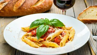 Penne Pomodoro basilico