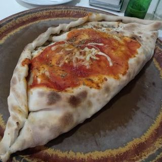 Calzone napolitano