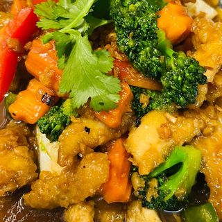 Thod Kratiem Con Pollo