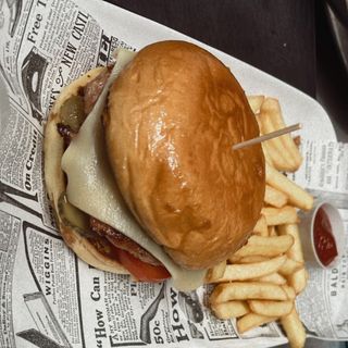 Hamburguesa clásica 