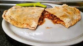Calzone De Barbacoa