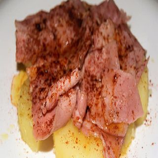Lacón Con Pimentón Y Aceite De Oliva