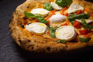 Margherita con bufala