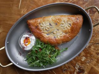 Емпанадас з яловичими щічками (310g)