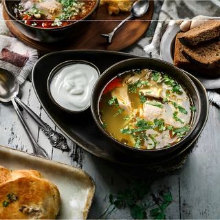 Zeamă Moldovenească cu smântână