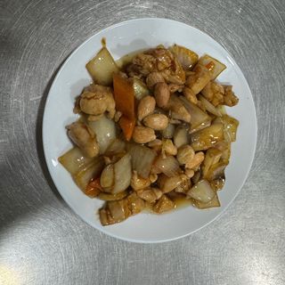 Pollo Con Almendras