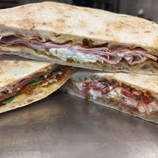 Mezzaluna Mortadella