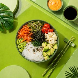 Poke Funchoza Veggie Mozarela