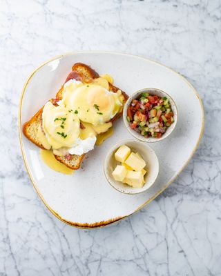 American Style Eggs Benedict 