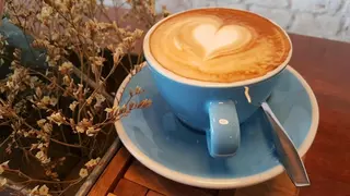 FLAT white