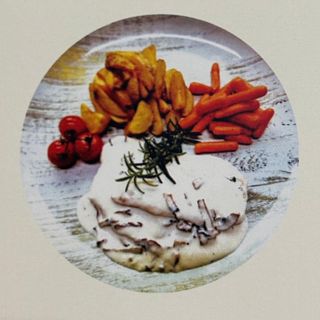 Escalop din piept de pui cu sos de ciuperci