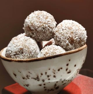 Bolita Energética de Matcha y Coco